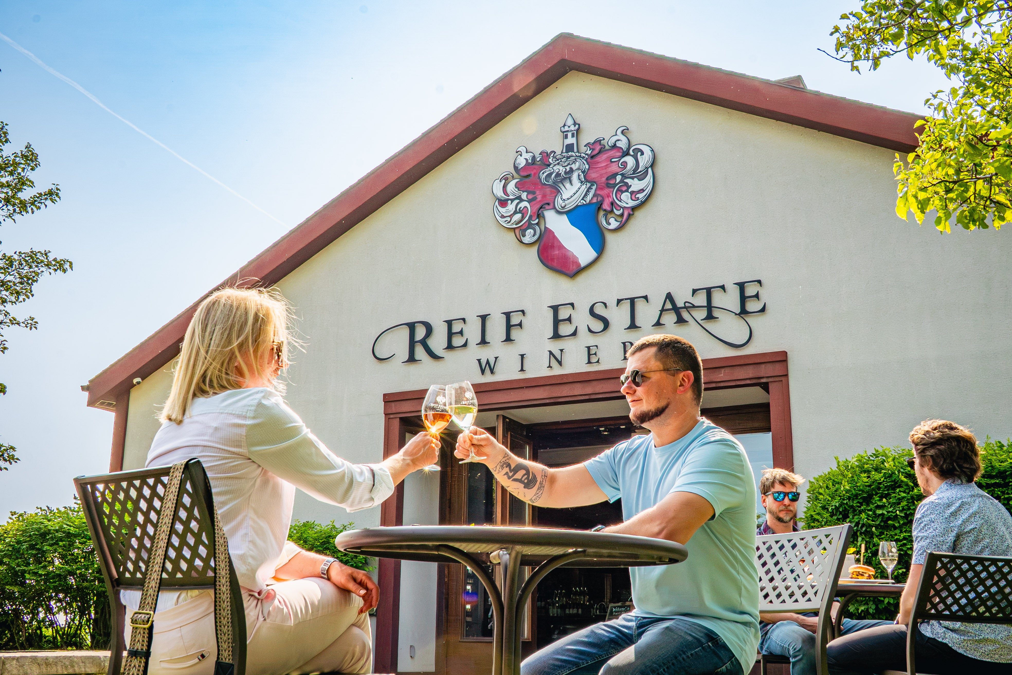 Reif Estate Sparkling Chardonnay VQA